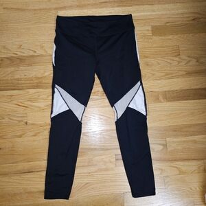 Fabletics Black And White Leggings Women